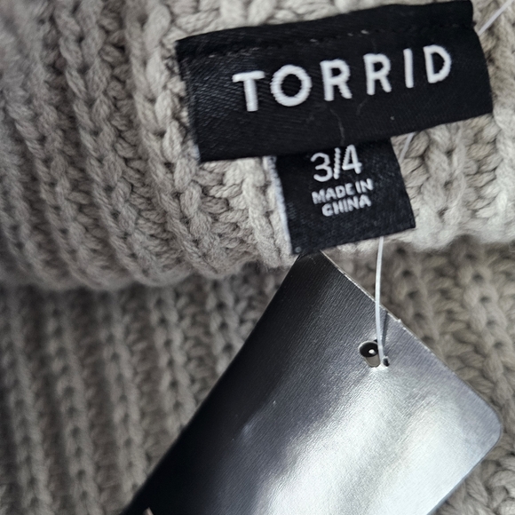 NWT Torrid Light Gray Drop Shoulder Turtleneck Sweater - Picture 7 of 9